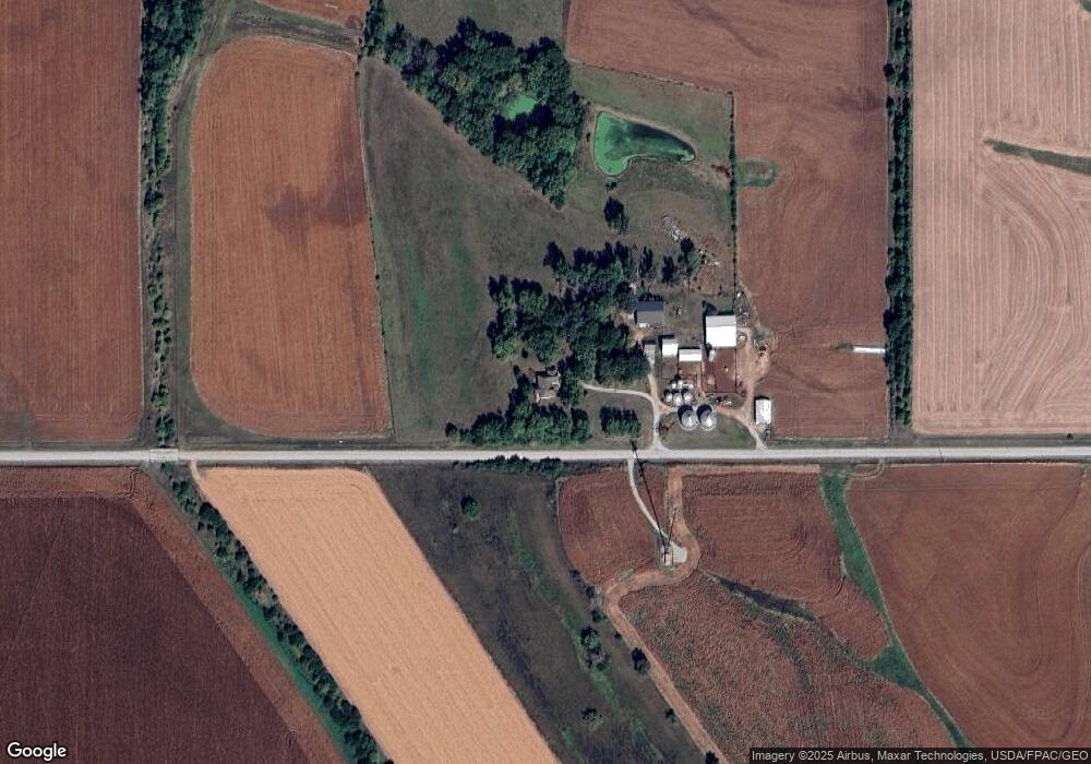 19366 155th St, Columbus Junction, IA 52738 - photo 1