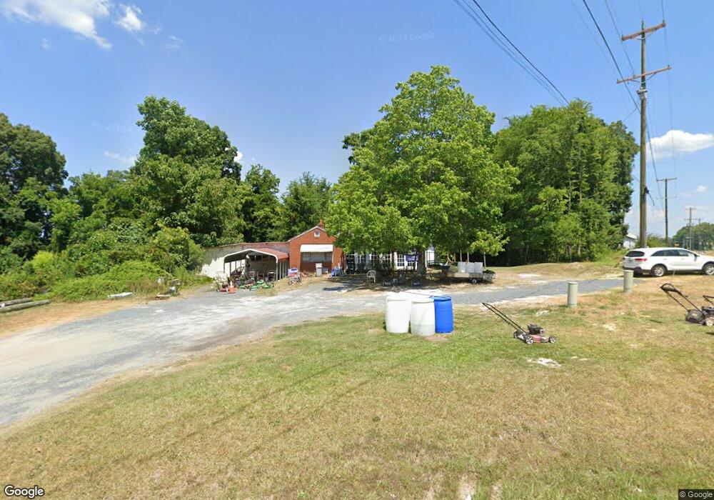 110 Oakgrove Rd, Asheboro, NC 27205 - photo 1