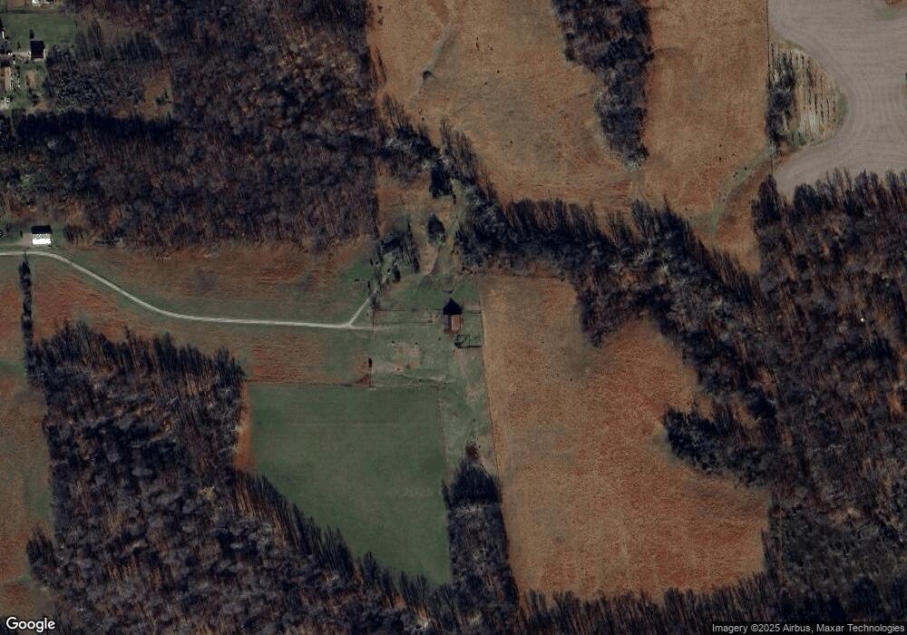 7715 N 400 W, Columbus, IN 47201 - photo 1