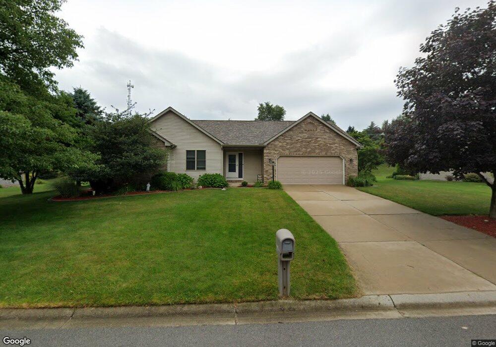 862 E Sportsman Ln, La Porte, IN 46350 - photo 1