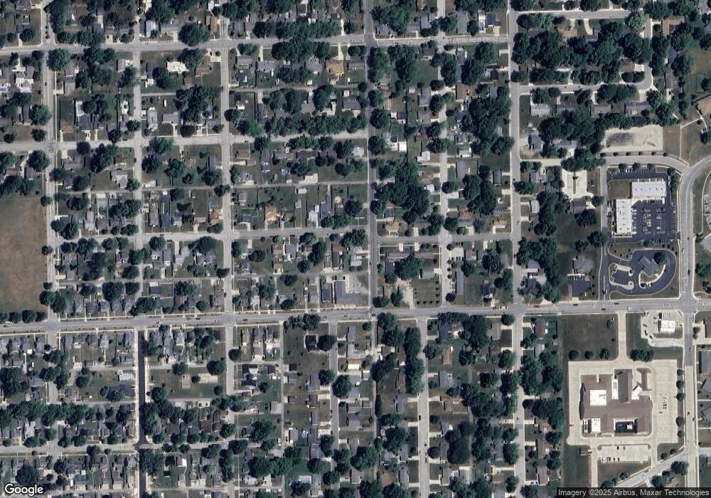 107 Eckhart Ave, Auburn, IN 46706 - photo 1