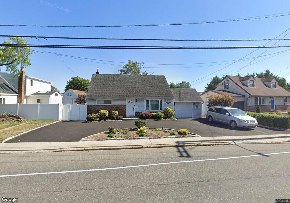 3045 Oceanside Rd, Oceanside, NY 11572 - photo 1