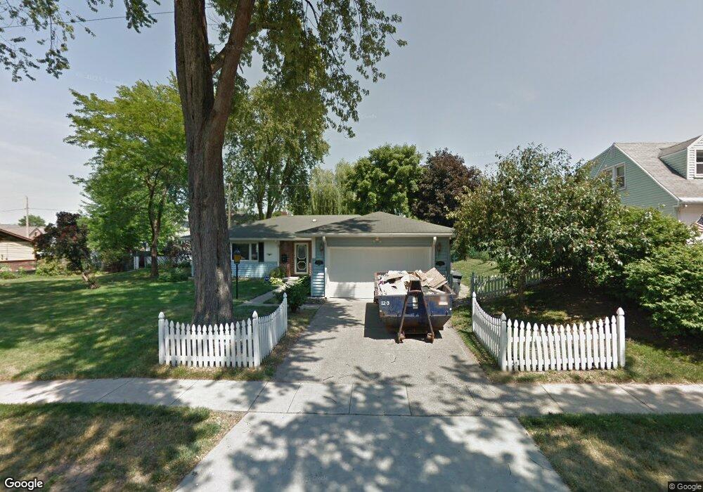 5570 302nd St, Toledo, OH 43611 - photo 1