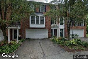 132 Chapel Harbor Dr, Pittsburgh, PA 15238
