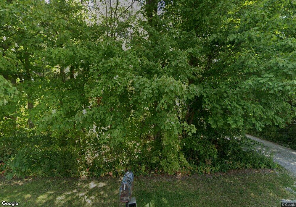 1661 Irvin Rd, Lima, OH 45807 - photo 1