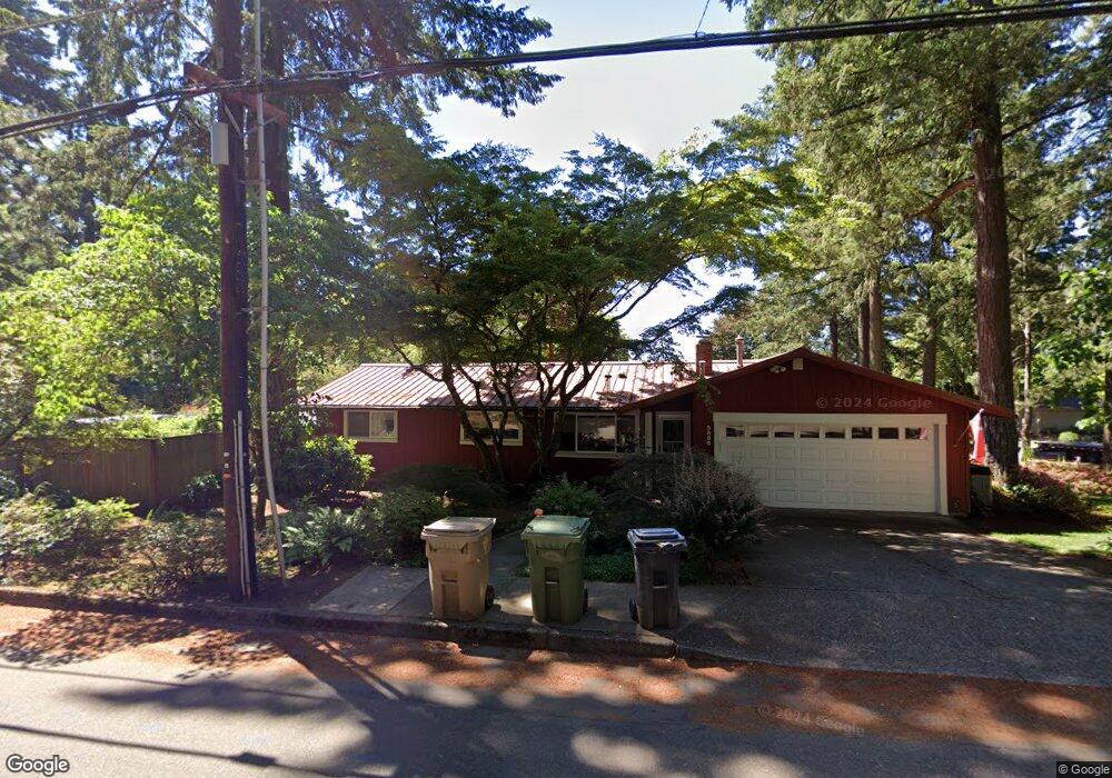 5686 Washington Ct, Lake Oswego, OR 97035 - photo 1