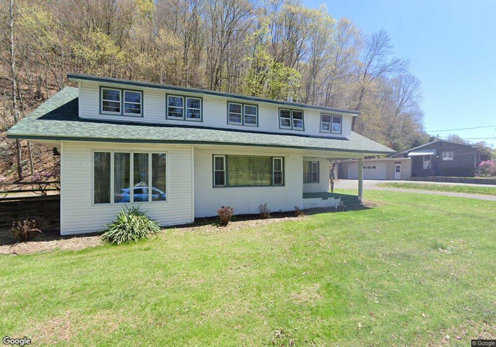 201 Castle St, Honesdale, PA 18431 - photo 1