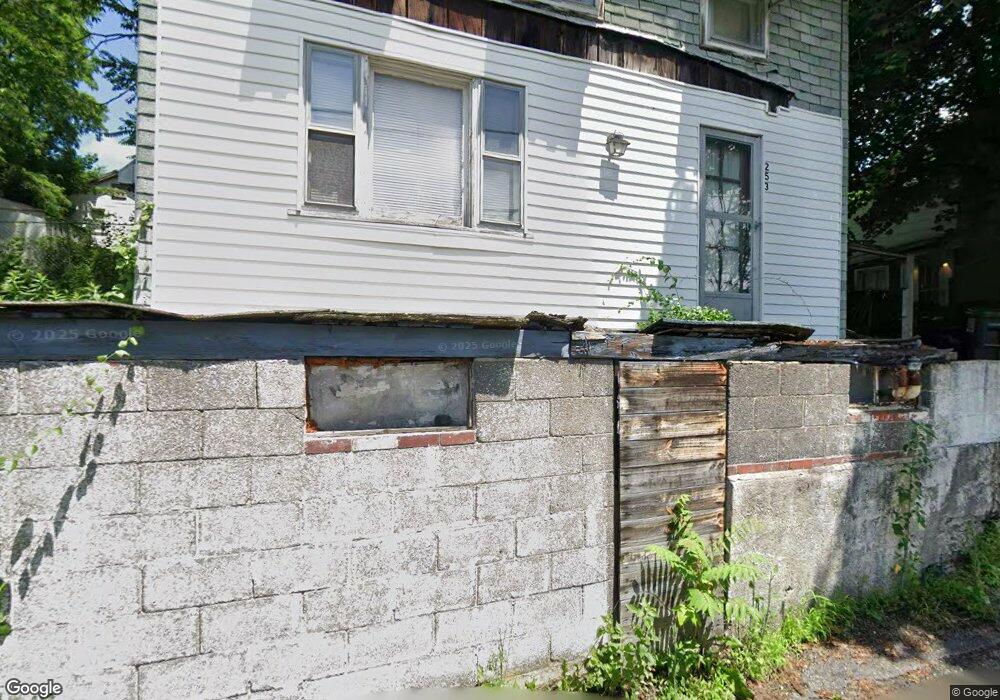 253 Franklin St, Tamaqua, PA 18252 - photo 1