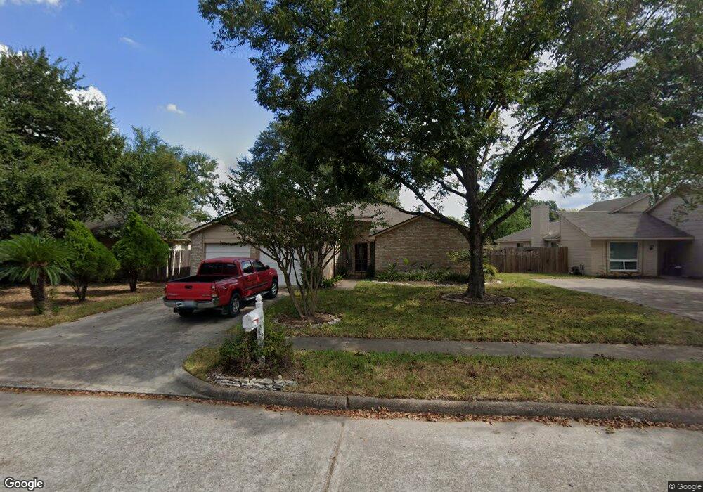 8618 Wildforest Dr, Houston, TX 77088 - photo 1