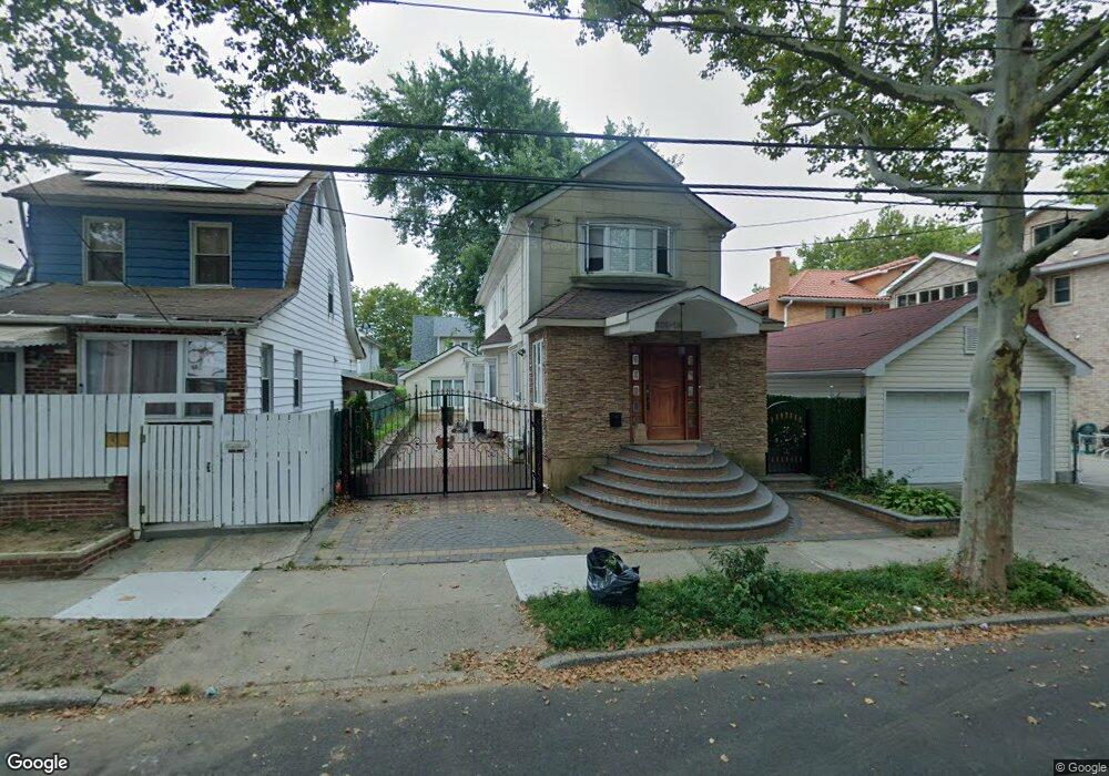 160-12 73 Ave, Flushing, NY 11366 - photo 1