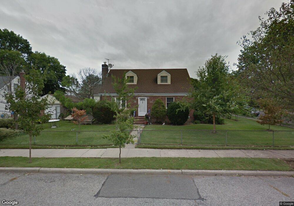 94 Poppy Ave, Franklin Square, NY 11010 - photo 1