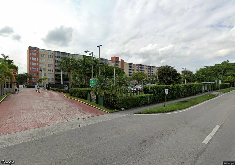 Camelia Gardens unit 8151, Miami, FL 33179 - photo 1