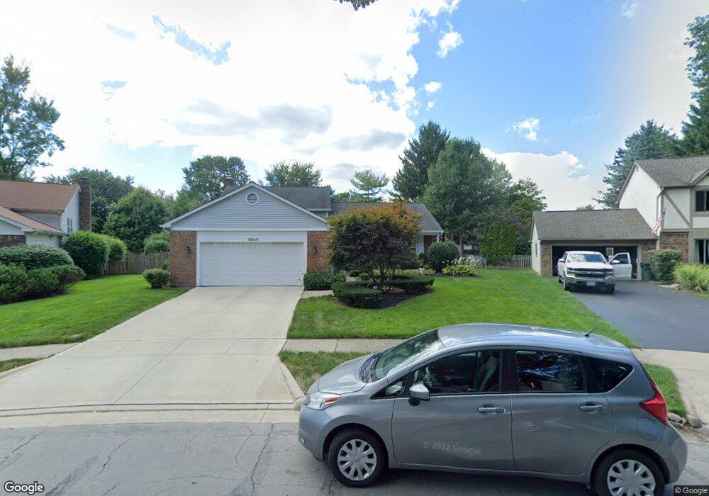 7527 Sharrington Dr, Columbus, OH 43235 - photo 1