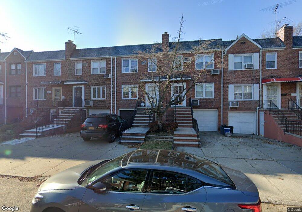 69-24 175th St, Fresh Meadows, NY 11365 - photo 1