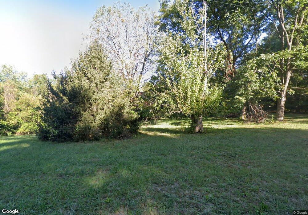 6867 Loyet Rd, Collinsville, IL 62234 - photo 1