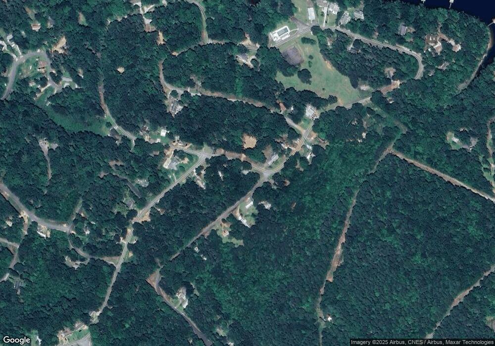 35 Shorewood Cir, Toccoa, GA 30577 - photo 1