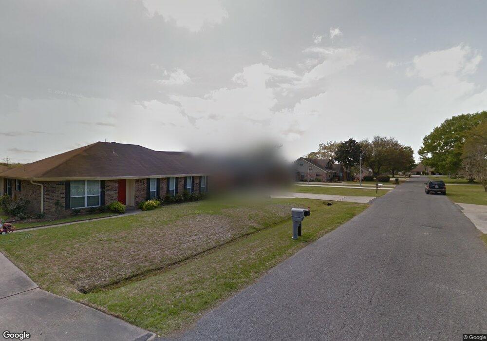 1507 S Greenfield Cir, Lake Charles, LA 70605 - photo 1