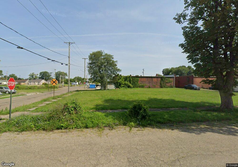 1403 4th St NE, Canton, OH 44704 - photo 1