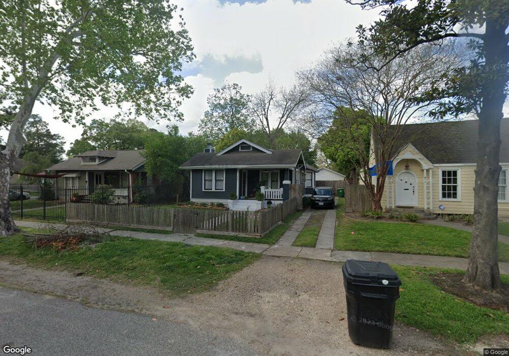 805 Le Green St, Houston, TX 77008 - photo 1