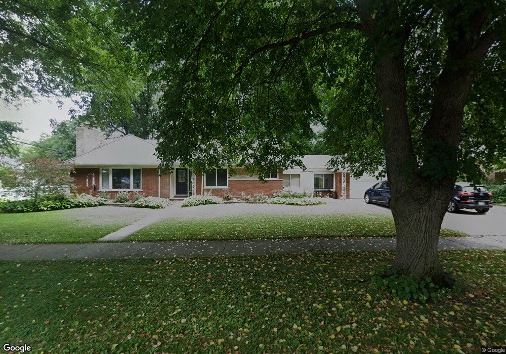 296 Lothrop Rd, Grosse Pointe Farms, MI 48236 - photo 1