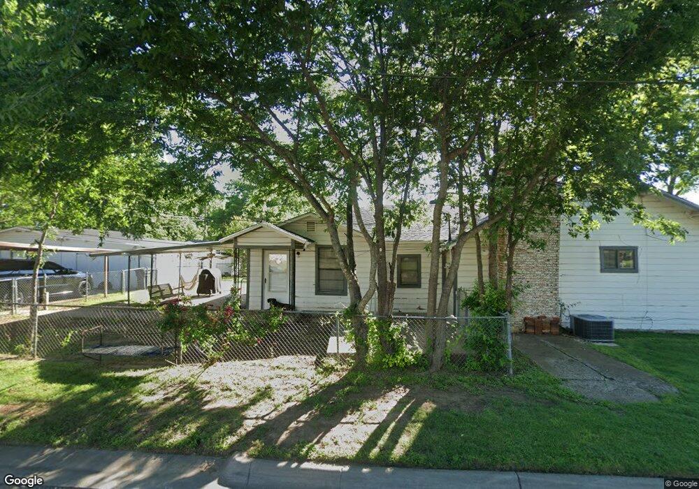 710 Odell St, Cleburne, TX 76033 - photo 1