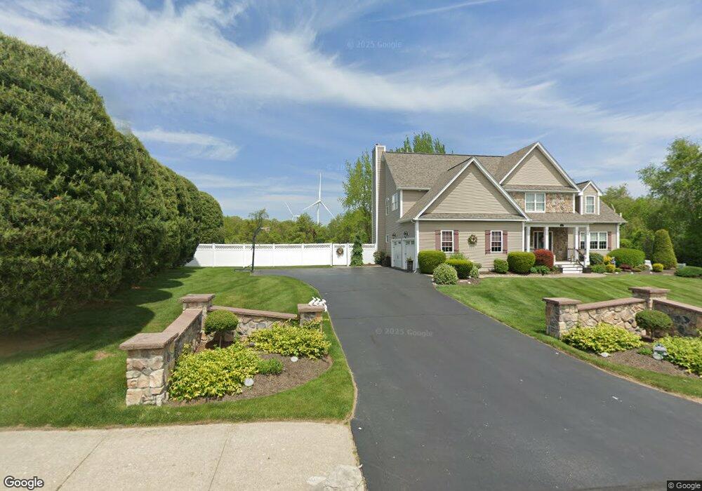 275 Alpine Estates Dr, Cranston, RI 02921 - photo 1