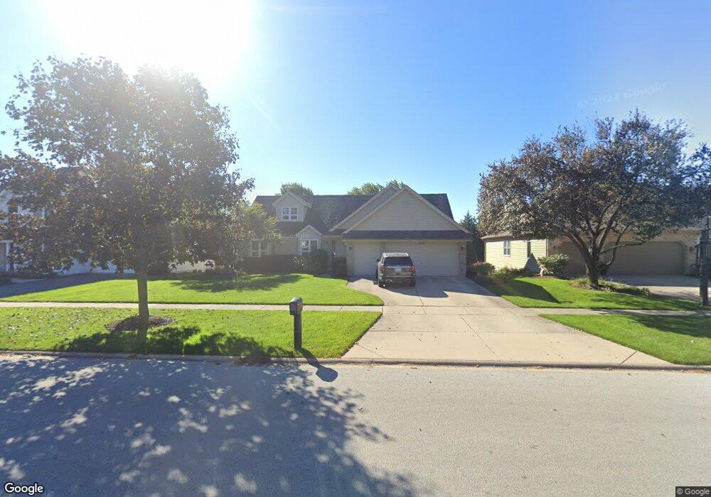 1316 Hamlet Rd, Naperville, IL 60564 - photo 1