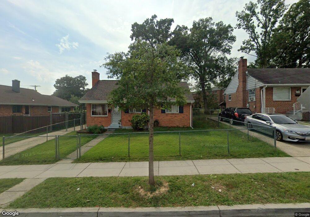 1421 Quebec St, Hyattsville, MD 20783 - photo 1