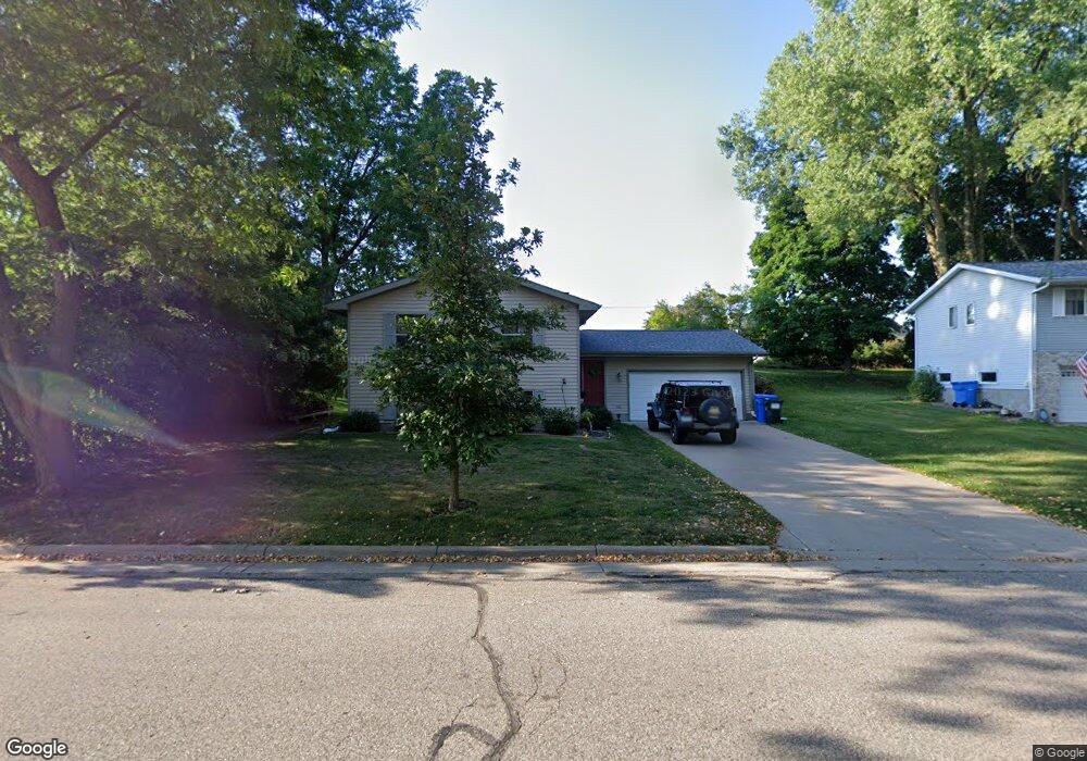 1387 Conrad Dr, Winona, MN 55987 - photo 1