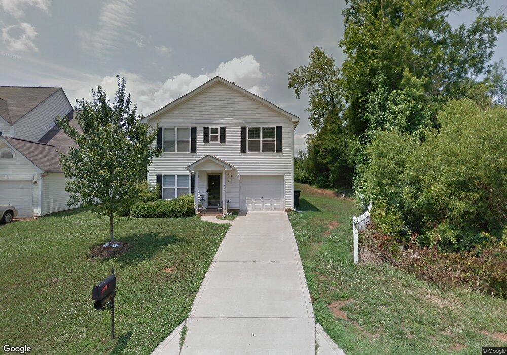 1207 Winding Path Rd, Clover, SC 29710 - photo 1