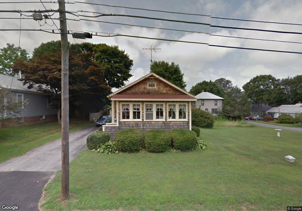 52 Howland Ave, Jamestown, RI 02835 - photo 1