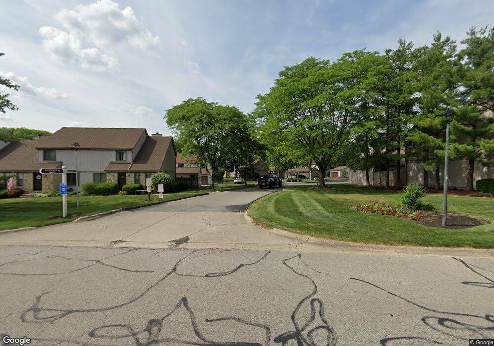 619 Banningway Dr unit 24D, Columbus, OH 43213 - photo 1