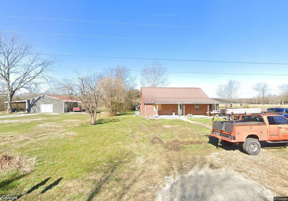 427 Horseshoe Bend Rd, Linden, TN 37096 - photo 1