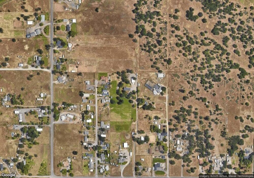 1564 Gibbon Rd, Central Point, OR 97502 - photo 1