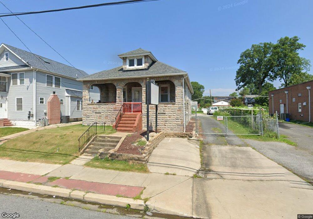 812 Eastern Blvd, Essex, MD 21221 - photo 1