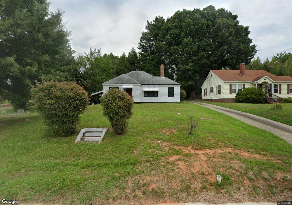 703 Salisbury Rd, Statesville, NC 28677 - photo 1