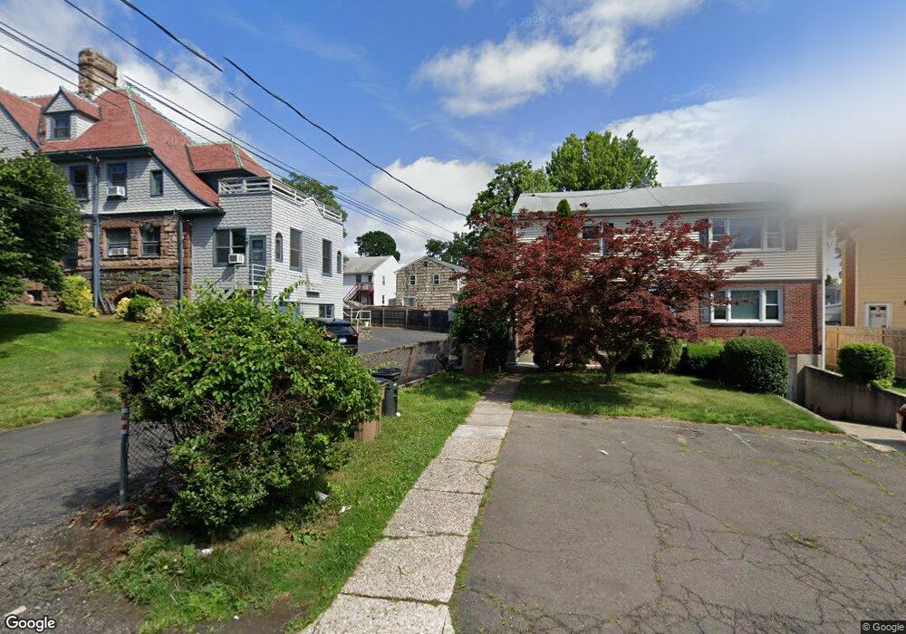 16 Hackett Cir N, Stamford, CT 06906 - photo 1