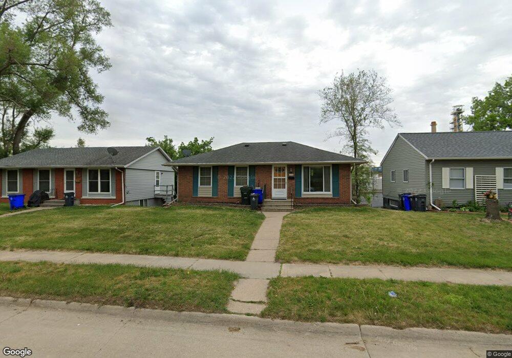 1717 14th Ave SE, Cedar Rapids, IA 52401 - photo 1