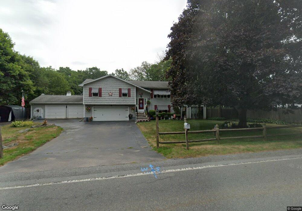 407 W Elm St, Pembroke, MA 02359 - photo 1