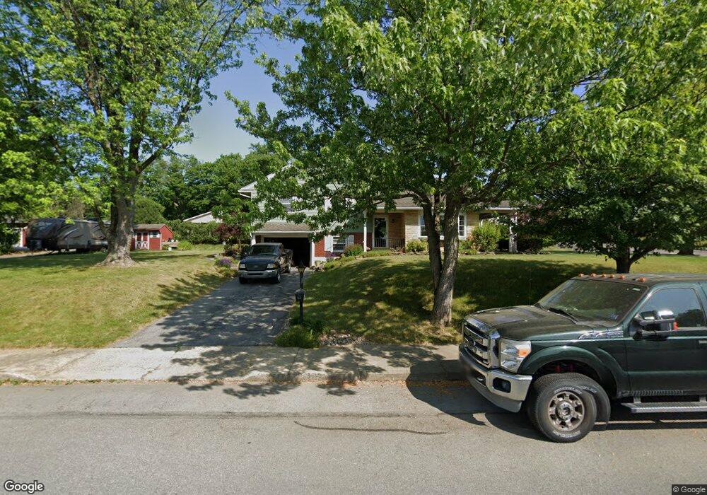 9 N Buttonwood St, Macungie, PA 18062 - photo 1