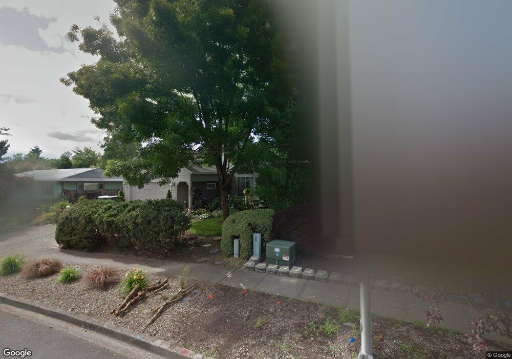 613 Oxford St, Newberg, OR 97132 - photo 1