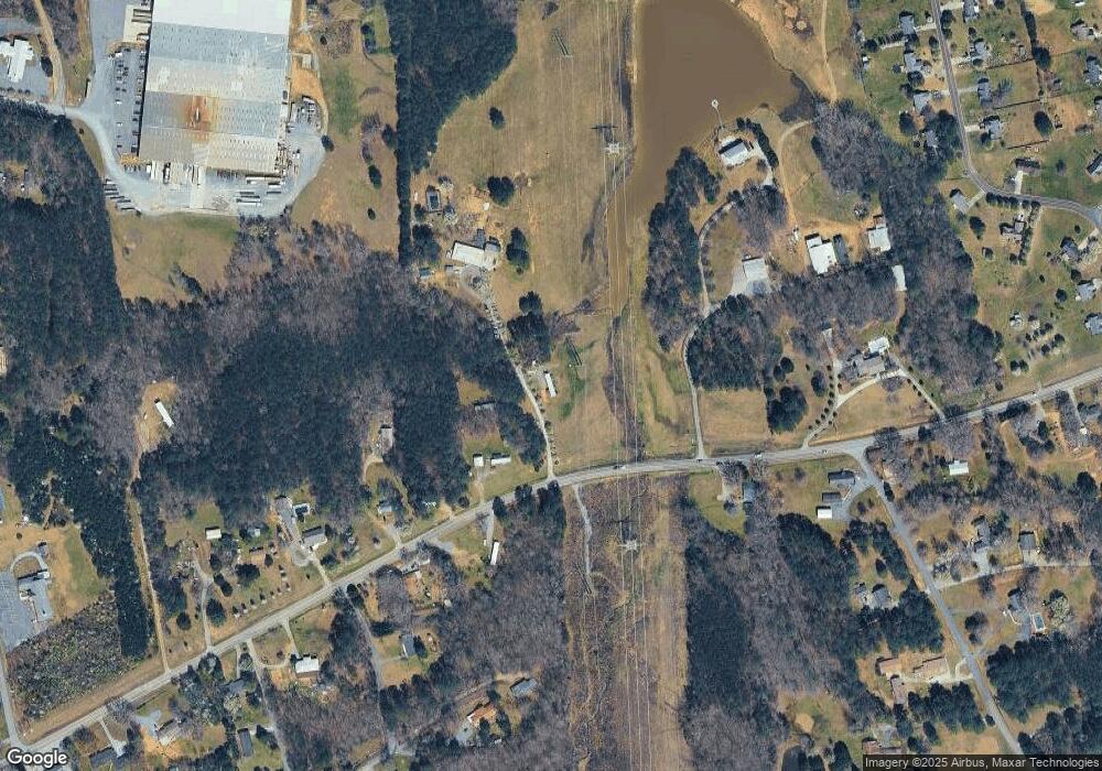 2742 Red Bud Rd NE, Calhoun, GA 30701 - photo 1