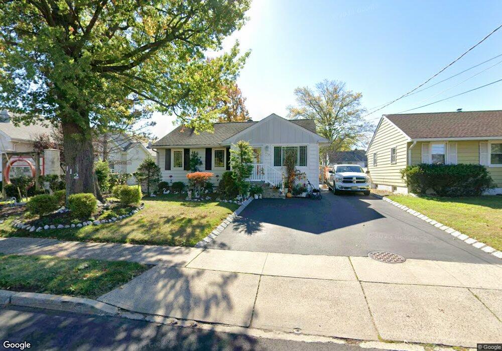 112 New Dover Rd, Iselin, NJ 08830 - photo 1