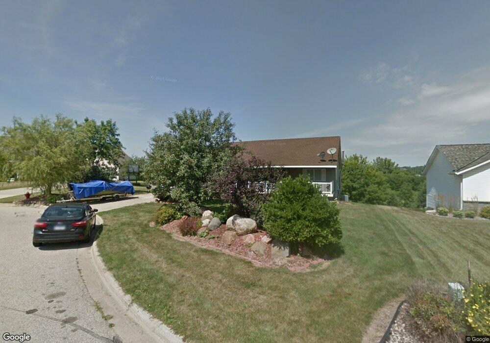 1012 W 2nd St, Zumbrota, MN 55992 - photo 1