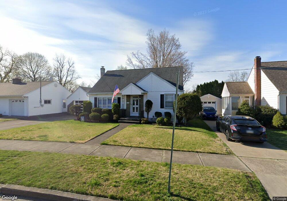 704 Susquehanna Ave, Wyoming, PA 18644 - photo 1