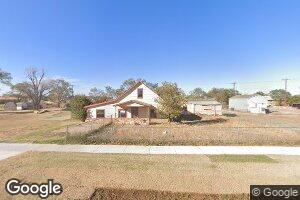 208 E 4th St, Olustee, OK 73560