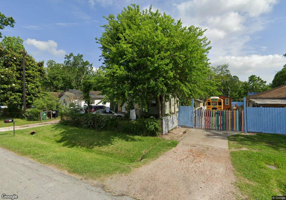 3401 Turner Dr, Houston, TX 77093 - photo 1