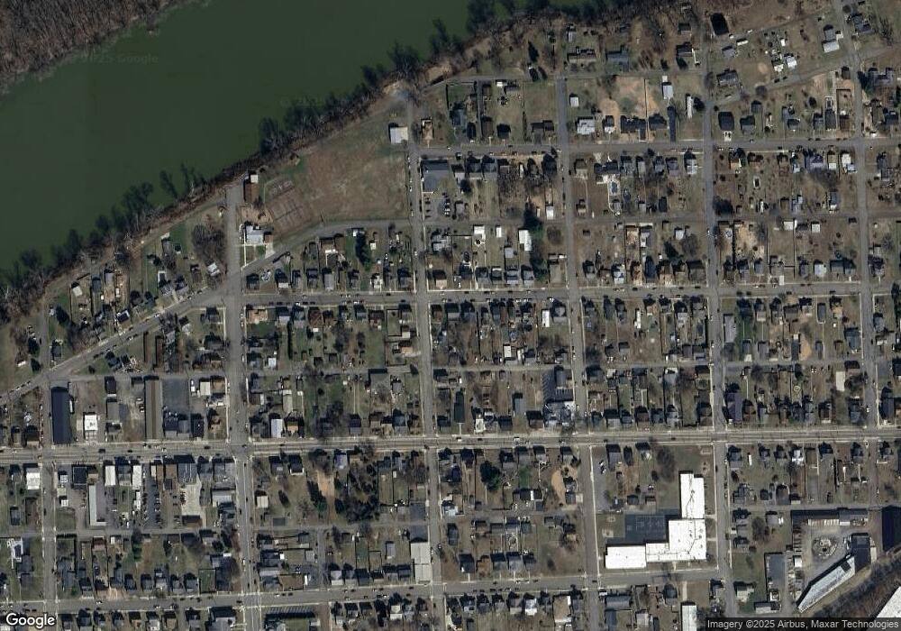 604 E 2nd St, Nescopeck, PA 18635 - photo 1