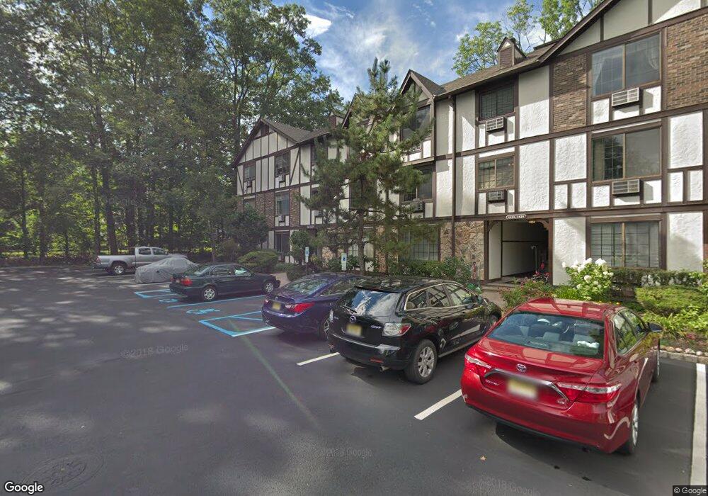 1410 Faulkner Ct, Mahwah, NJ 07430 - photo 1