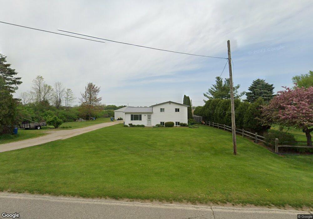 5886 Rupprecht Rd, Vassar, MI 48768 - photo 1